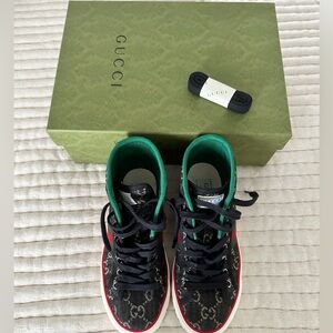 Gucci high top sneakers sz 35.5